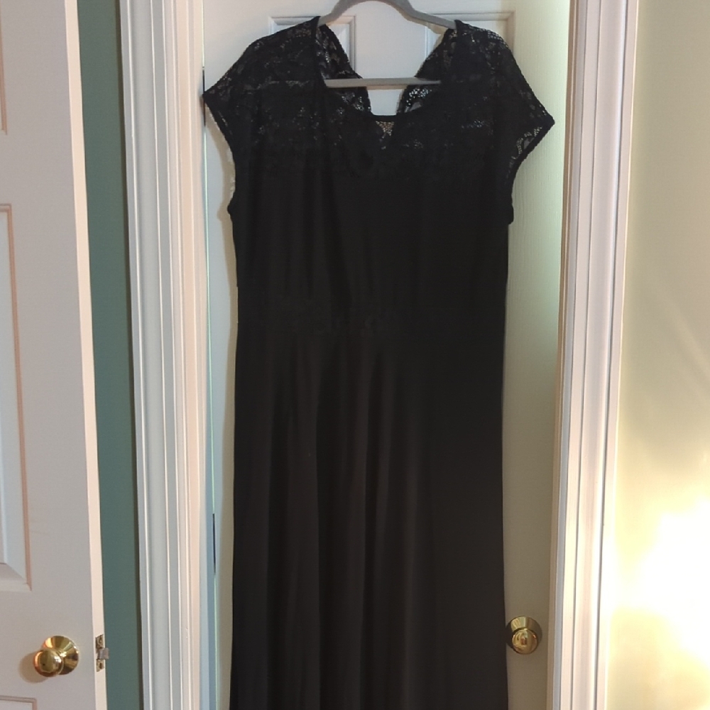 Torrid Black Lace Maxi Dress